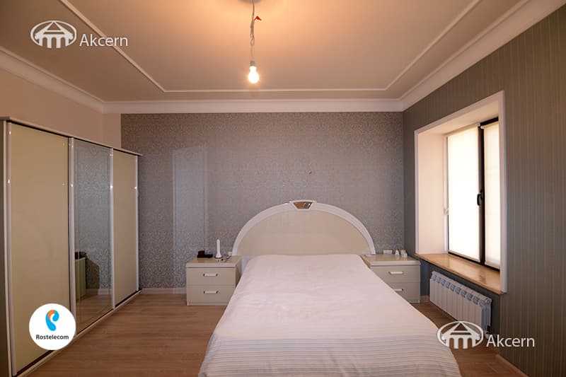 Mansion · 8 rooms · 596 m² · Arabkir