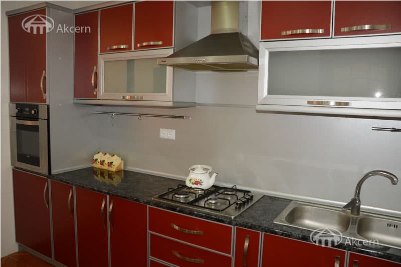 Apartment · 3 rooms · 91 m² · Kentron