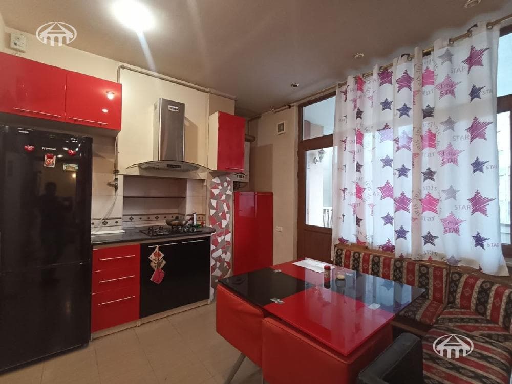 Apartment · 2 rooms · 101 m² · Kentron