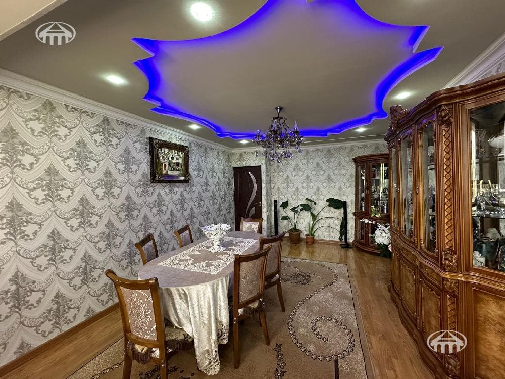 Квартира · 75 м² · Варденис