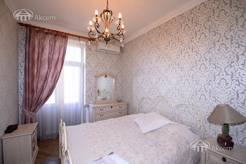 Квартира · 2 комн. · 49 м² · Кентрон