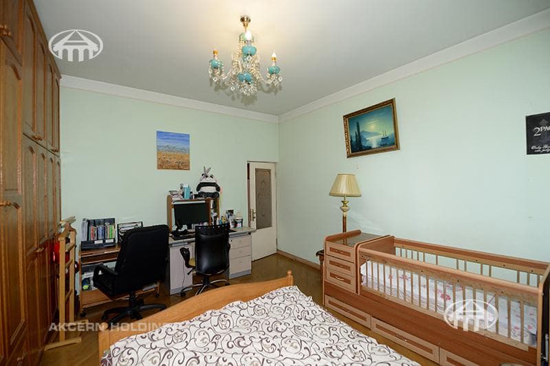 Дом · 7 комн. · 540 м² · Арабкир