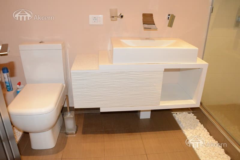 Квартира · 2 комн. · 65 м² · Кентрон