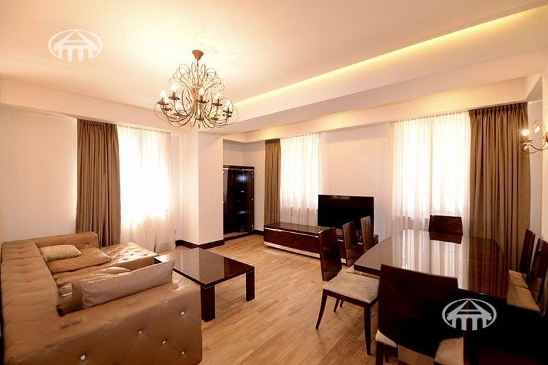 Квартира · 3 комн. · 104 м² · Арабкир