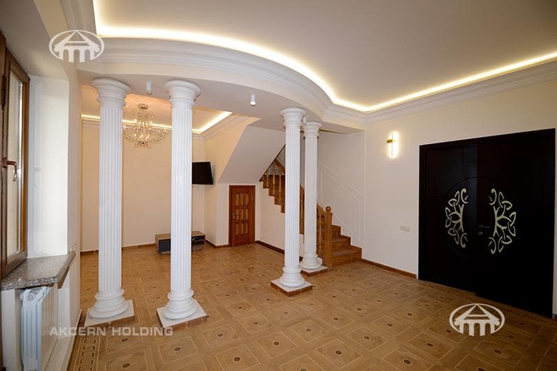 Առանձնատուն · 7 սեն. · 372 մ² · Արգավանդ