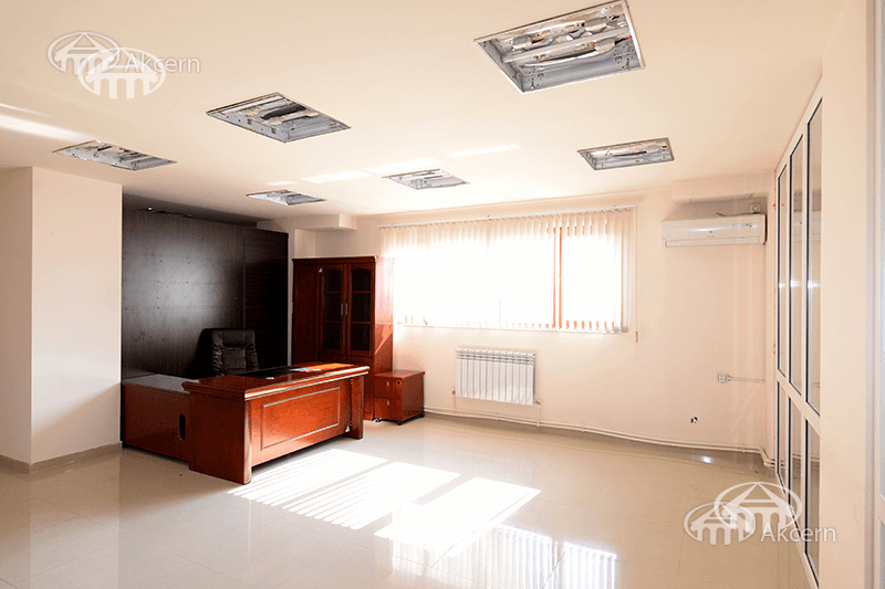 Офис · 83 м² · Кентрон