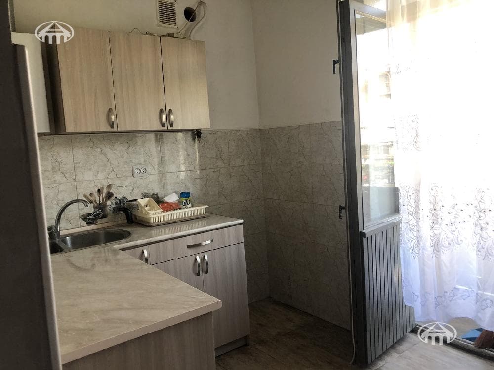 Квартира · 3 комн. · 74 м² · Арабкир
