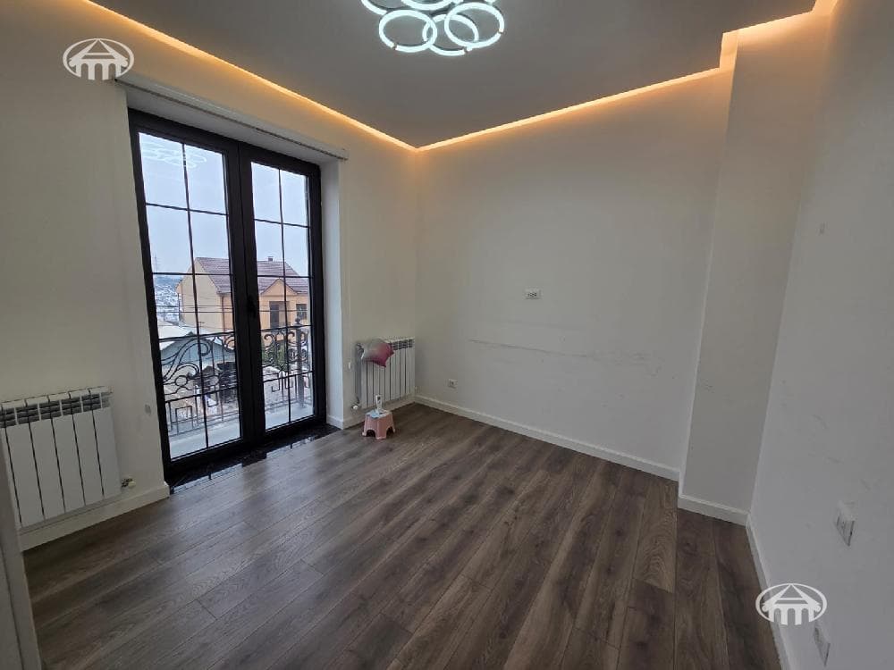 Офис · 225 м² · Канакер-Зейтун
