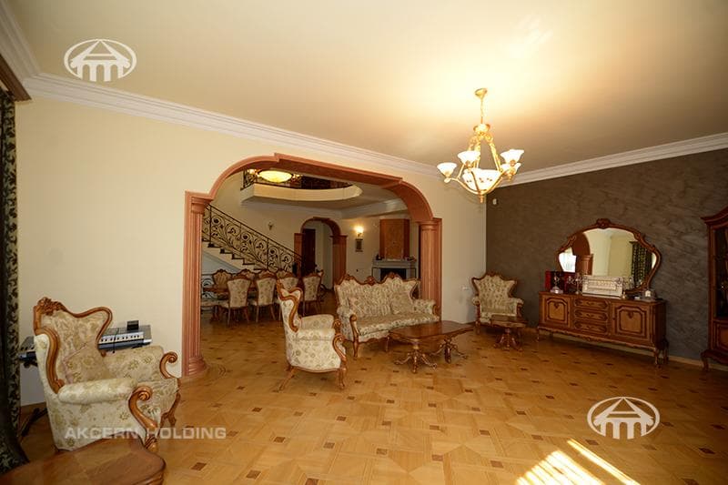 Особняк · 6 комн. · 586 м² · Норк-Мараш