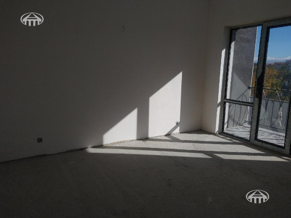 Townhouse · 4 rooms · 231 m² · Davtashen
