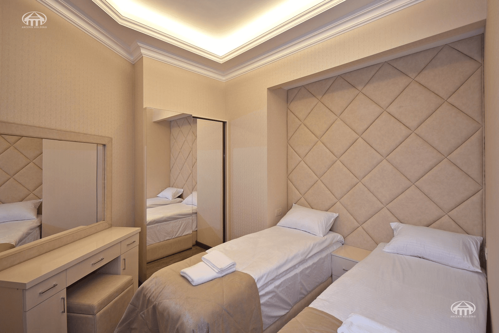 Apartment · 2 rooms · 65 m² · Kentron
