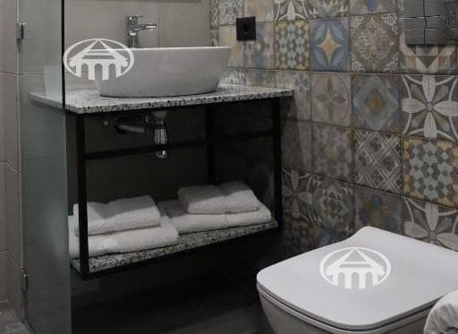Отель · 9 комн. · 1 385 м² · Кентрон