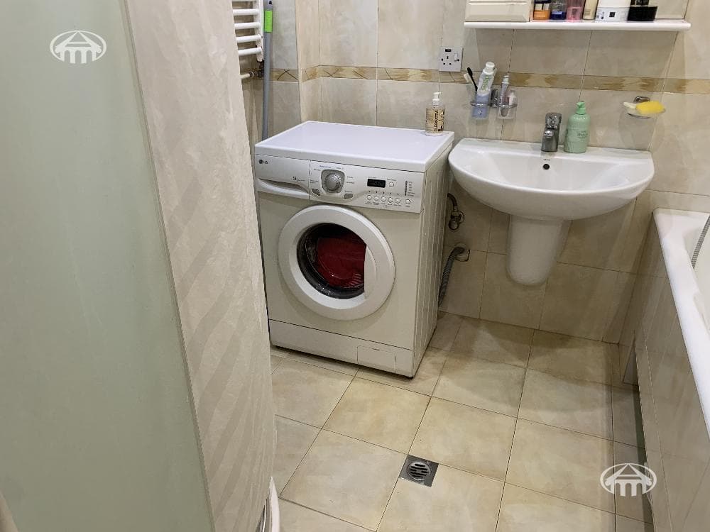 Квартира · 4 комн. · 130 м² · Кентрон