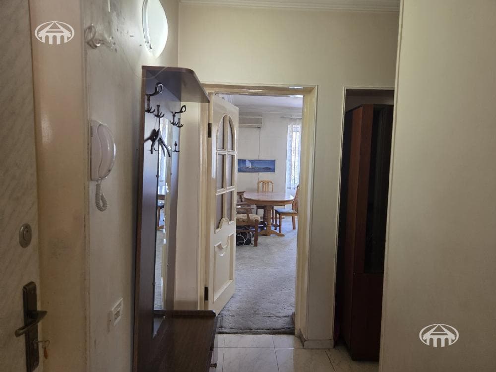 Apartment · 2 rooms · 74 m² · Kentron