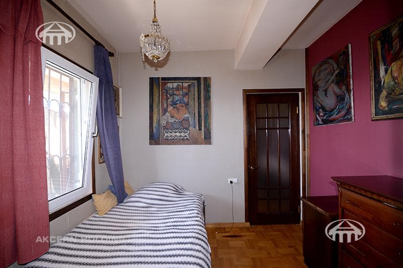 Բնակարան · 3 սեն. · 147 մ² · Կենտրոն — Լուսանկար 30 / 34