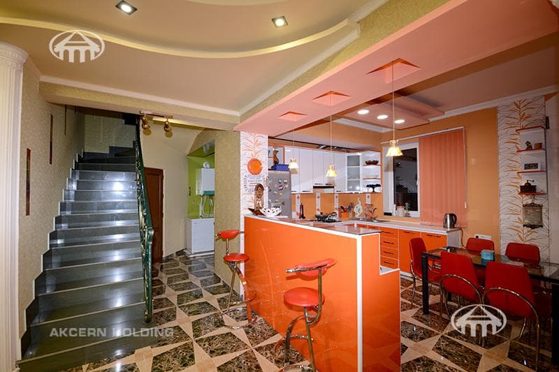 Mansion · 5 rooms · 230 m² · Ajapnyak