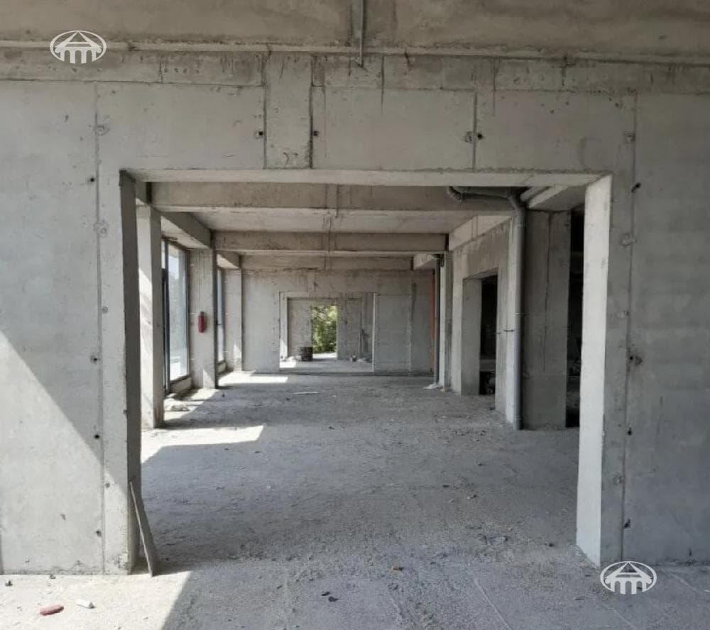 Retail · 185 m² · Kanaker-Zeytun