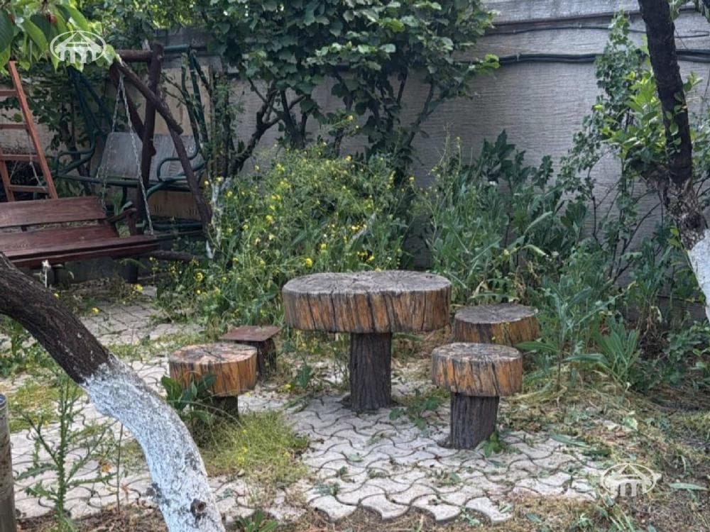 Առանձնատուն · 7 սեն. · 540 մ² · Աջափնյակ