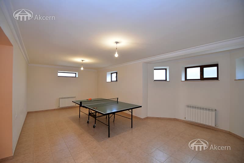 Mansion · 5 rooms · 320 m² · Nork-Marash