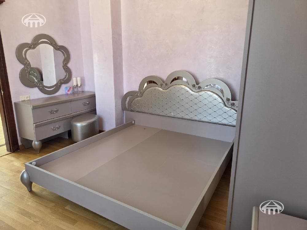 Office · 594 m² · Ajapnyak