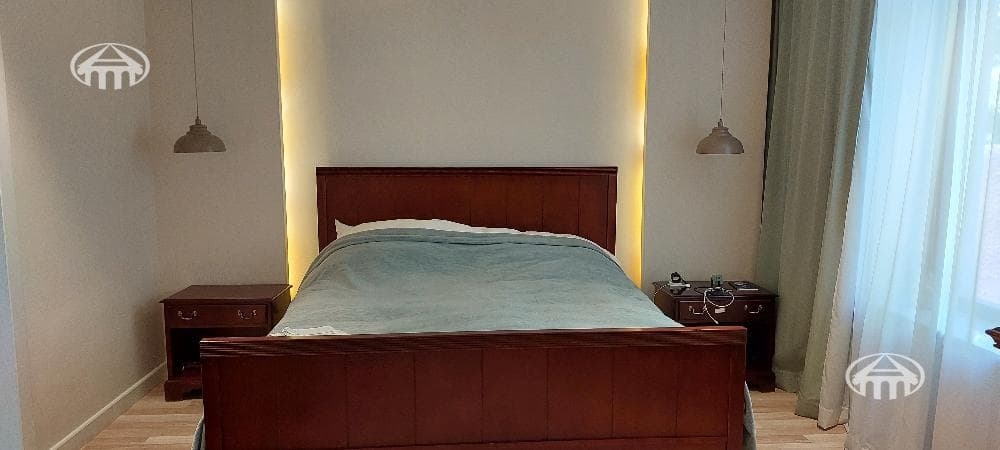 Особняк · 6 комн. · 320 м² · Птгни