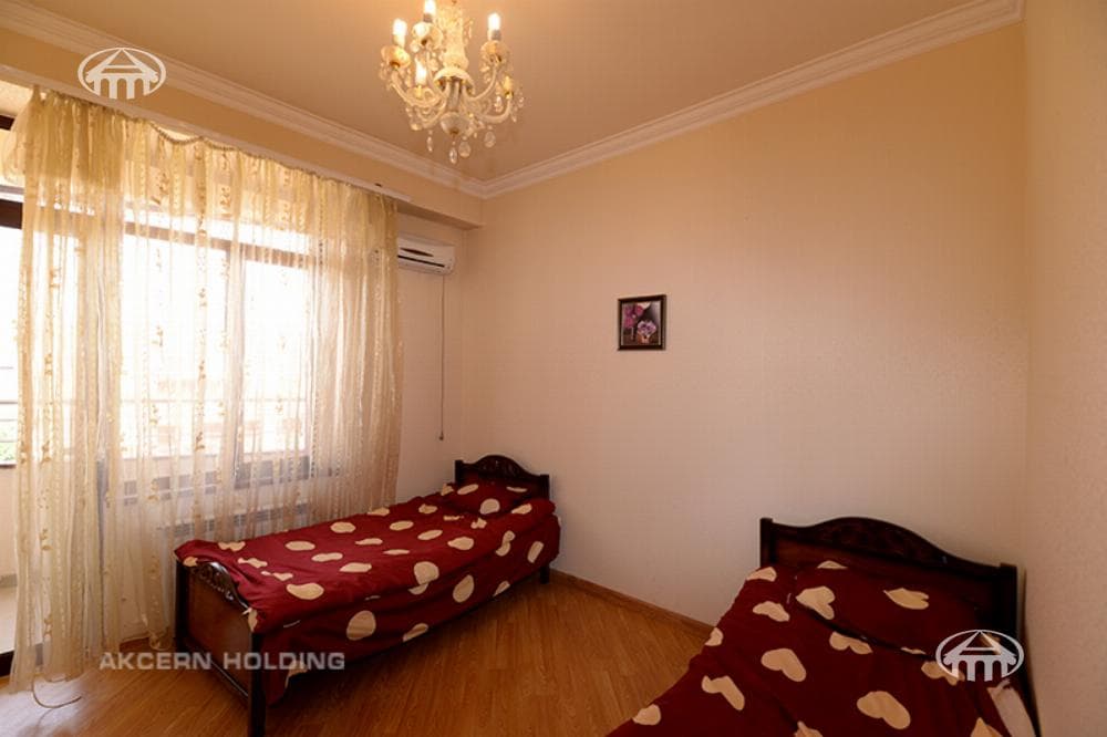 Квартира · 3 комн. · 120 м² · Кентрон