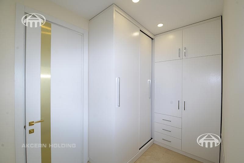 Mansion · 6 rooms · 1,022 m² · Kentron