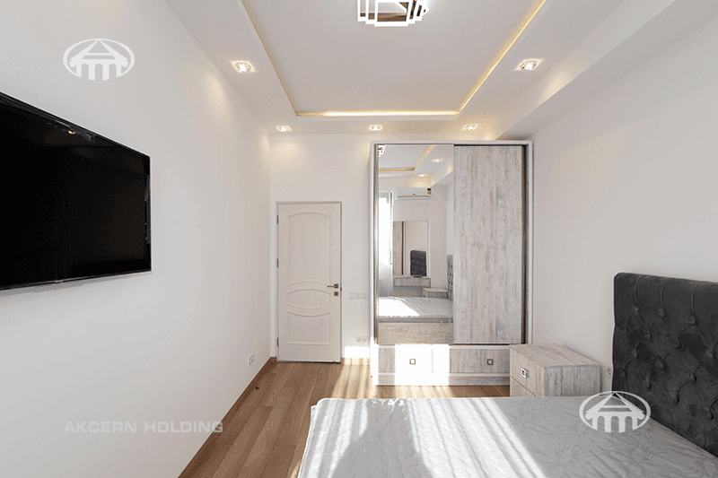 Apartment · 2 rooms · 58 m² · Kentron