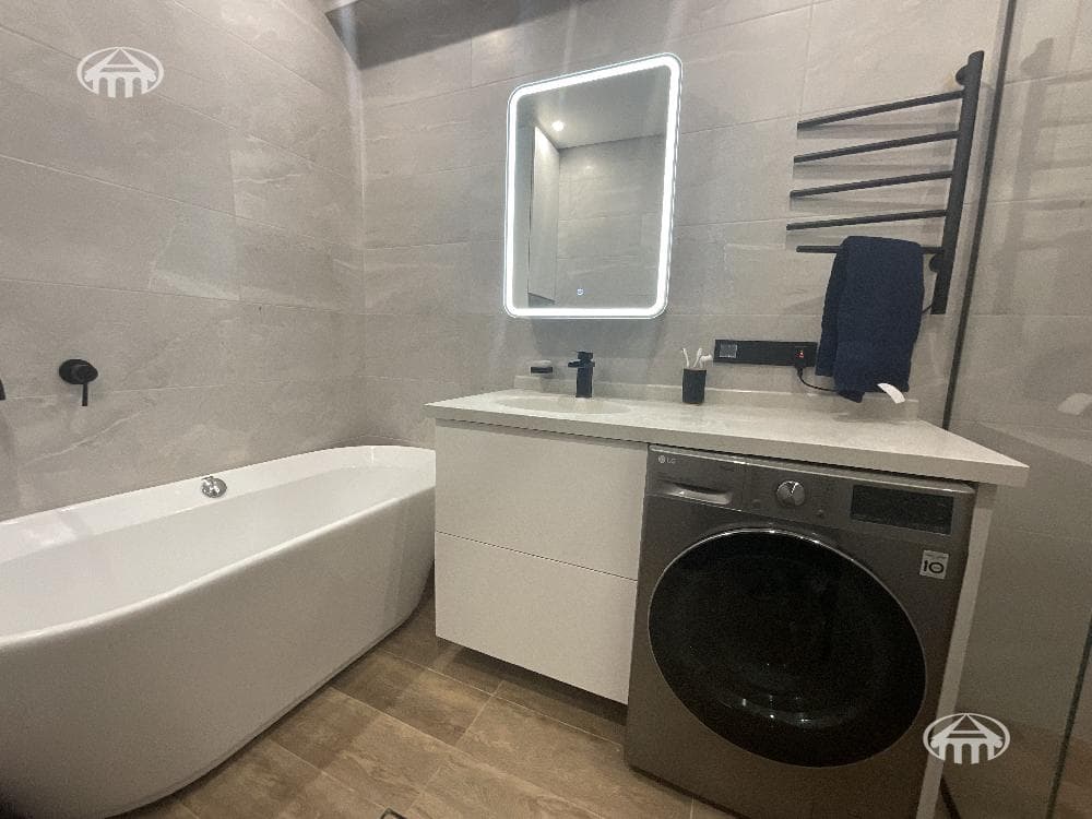 Apartment · 3 rooms · 106 m² · Ajapnyak