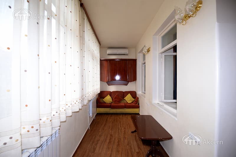 Квартира · 3 комн. · 97 м² · Кентрон