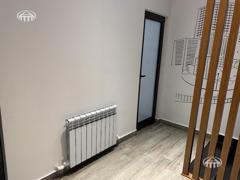 Office · 162 m² · Arabkir