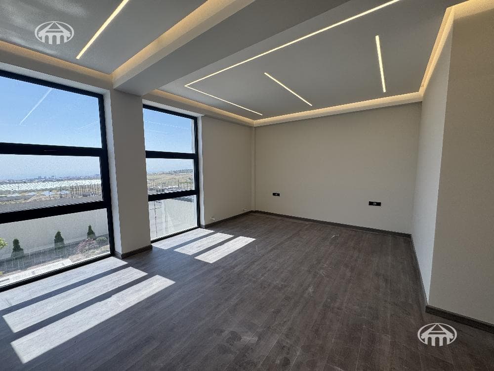 Mansion · 4 rooms · 273 m² · Dzoraghbyur