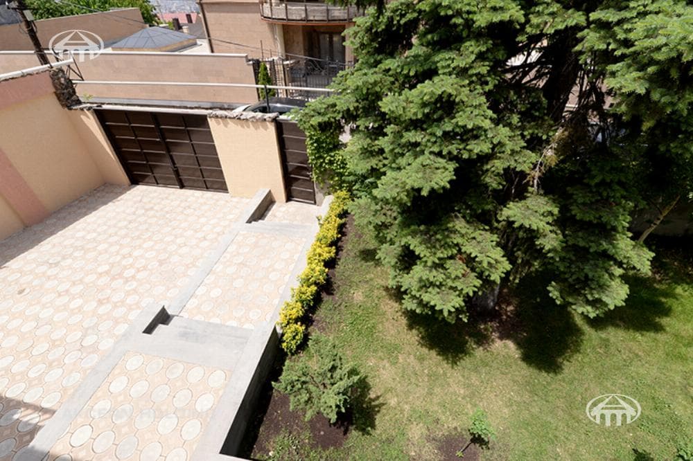 Mansion · 4 rooms · 300 m² · Nork-Marash — photo 10 / 34