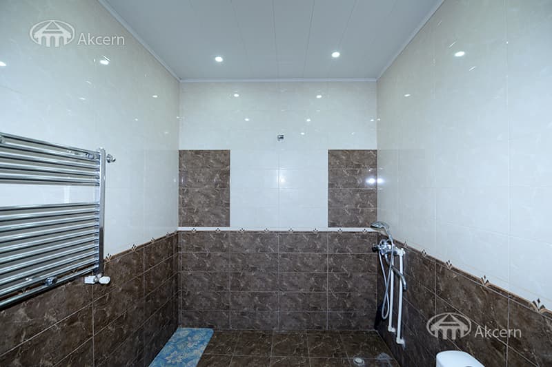 Дом · 8 комн. · 224 м² · Эребуни