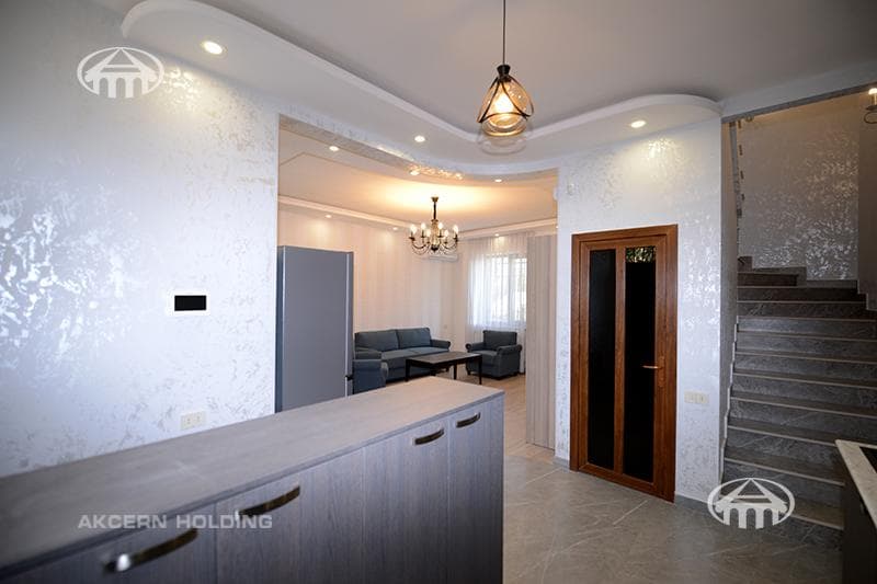 House · 4 rooms · 89 m² · Kanaker-Zeytun