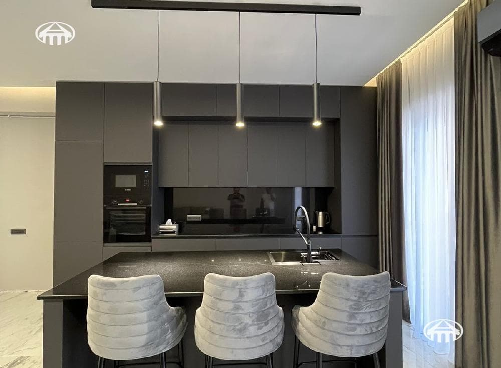 Квартира · 3 комн. · 124 м² · Кентрон