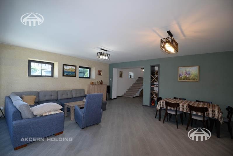 Особняк · 5 комн. · 380 м² · с. Ариндж