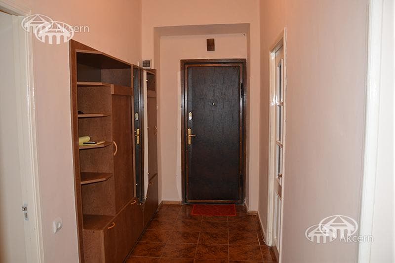 Квартира · 2 комн. · 77 м² · Арабкир