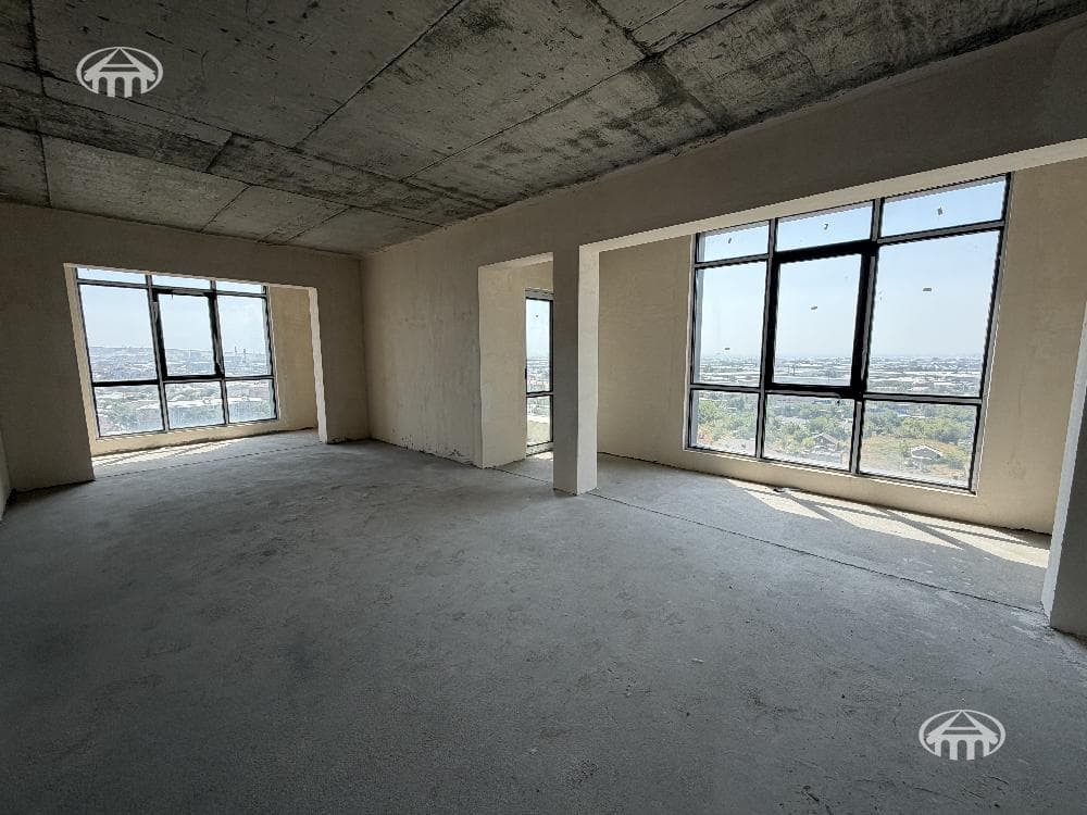 Квартира · 3 комн. · 117 м² · Эребуни