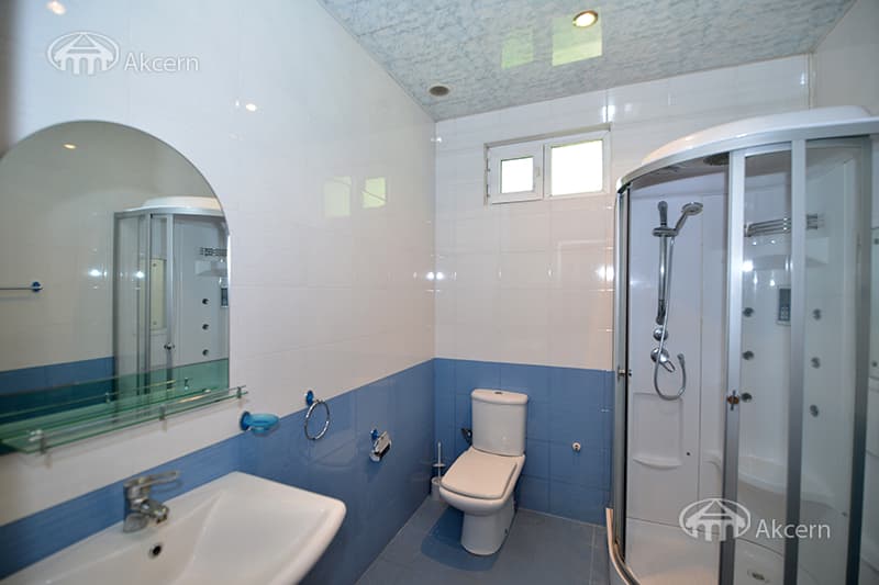 Квартира · 3 комн. · 140 м² · Арабкир
