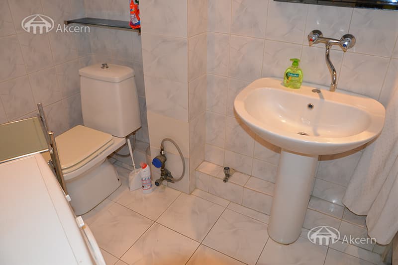 Квартира · 2 комн. · 77 м² · Арабкир