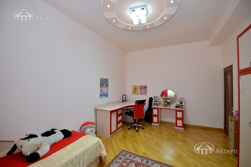 Особняк · 7 комн. · 490 м² · Нор-Норк