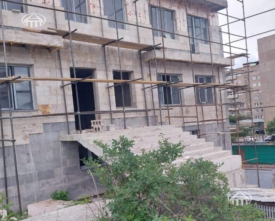 Բնակարան · 120 մ² · Հրազդան