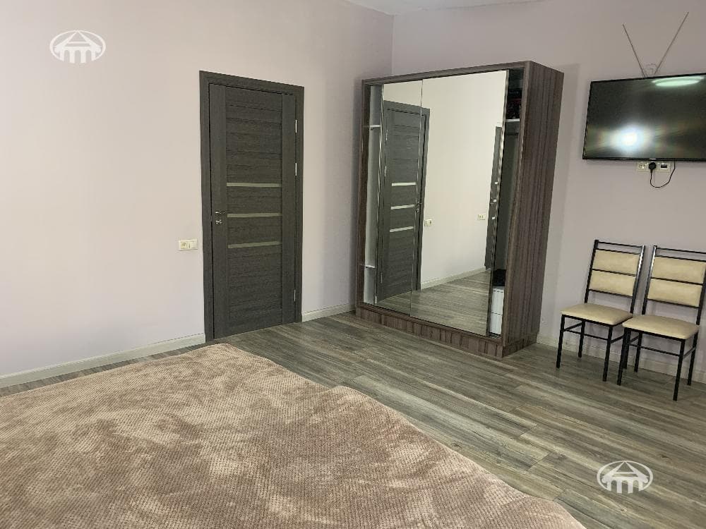 Квартира · 3 комн. · 120 м² · Арабкир