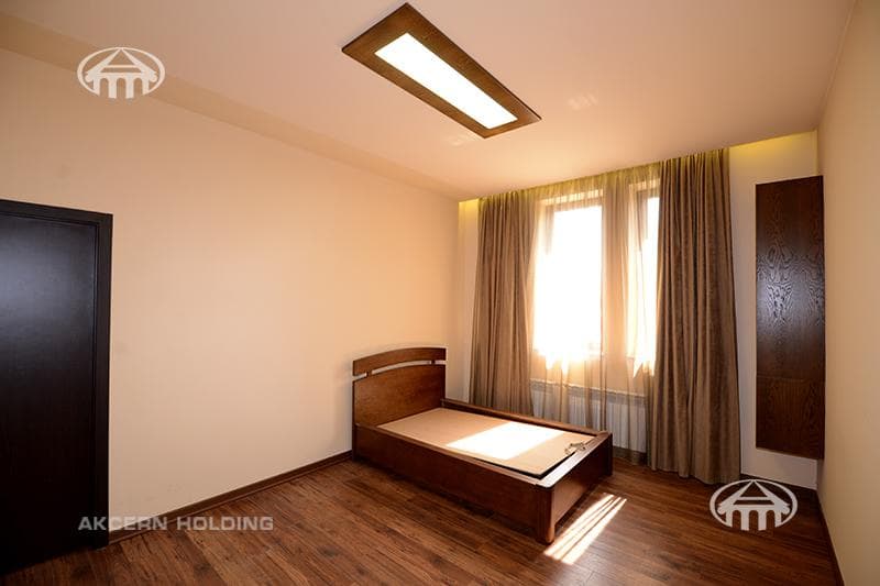Mansion · 5 rooms · 388 m² · Arabkir