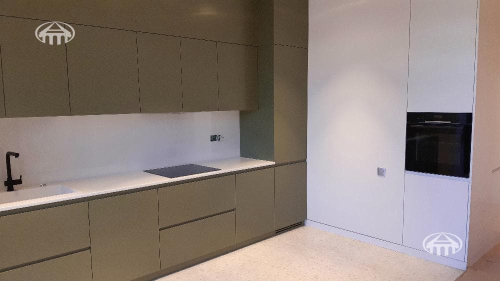 Apartment · 2 rooms · 83 m² · Kentron