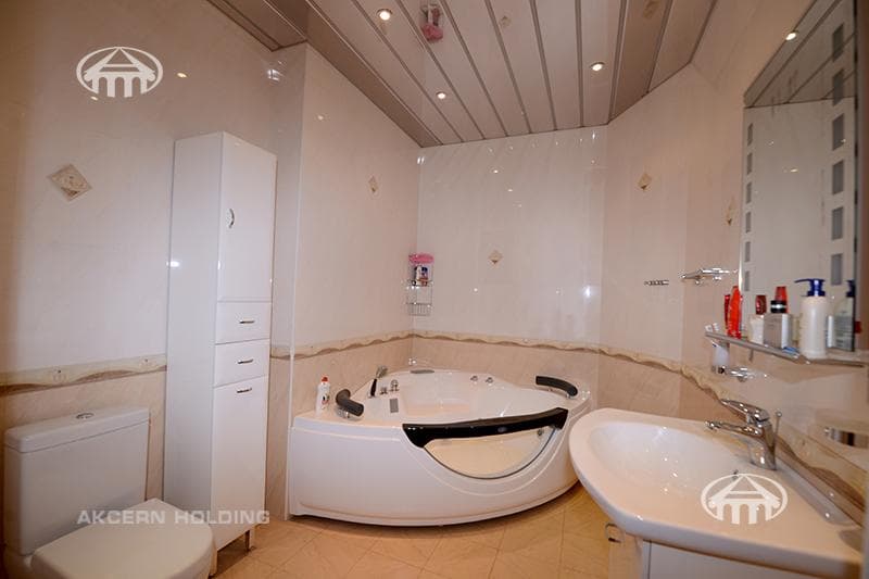 Квартира · 4 комн. · 197 м² · Арабкир