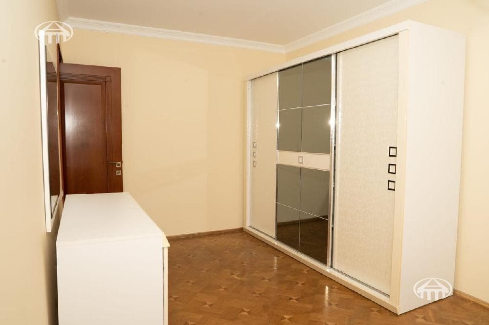 Квартира · 4 комн. · 112 м² · Арабкир