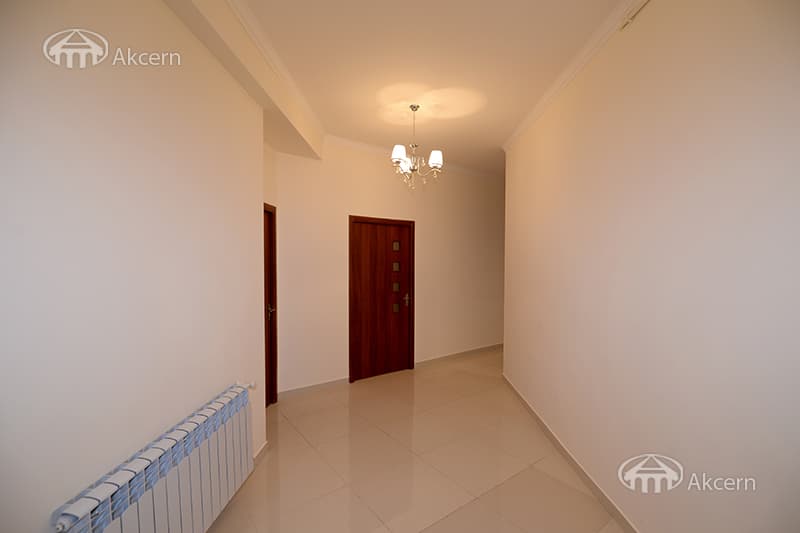 Квартира · 3 комн. · 120 м² · Кентрон