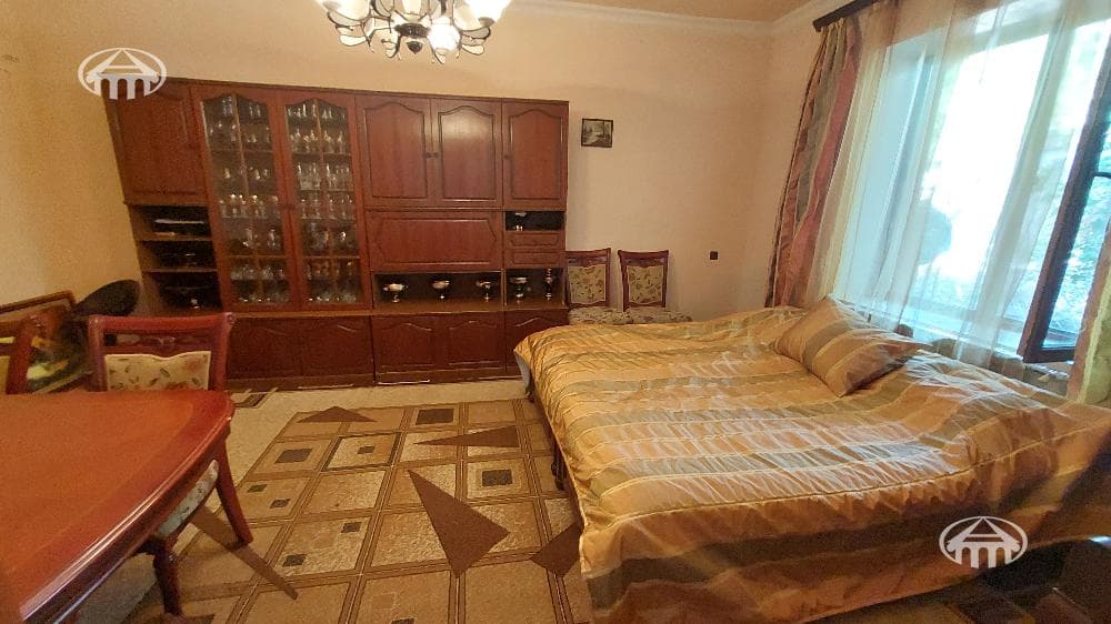House · 4 rooms · 81 m² · Erebuni